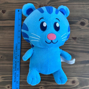 Tigey Plush 9” Blue Talking Toy Daniel Tiger Friend - works inconsistently